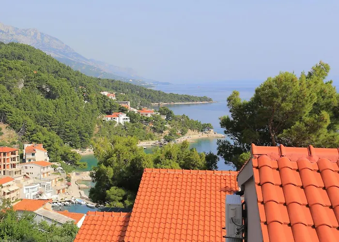 With Parking Space Brela, Makarska - 789