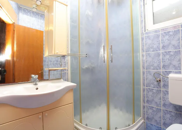 Apartamento With Parking Space Brela, Makarska - 789